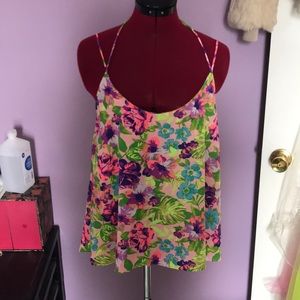 Beachy Floral tank top!